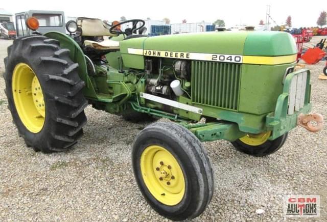 Image of John Deere 2040 equipment image 1