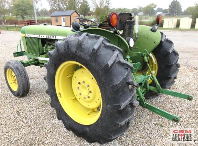 Image of John Deere 2040 equipment image 2