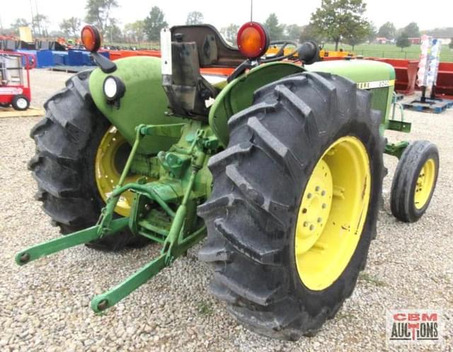 Image of John Deere 2040 equipment image 3
