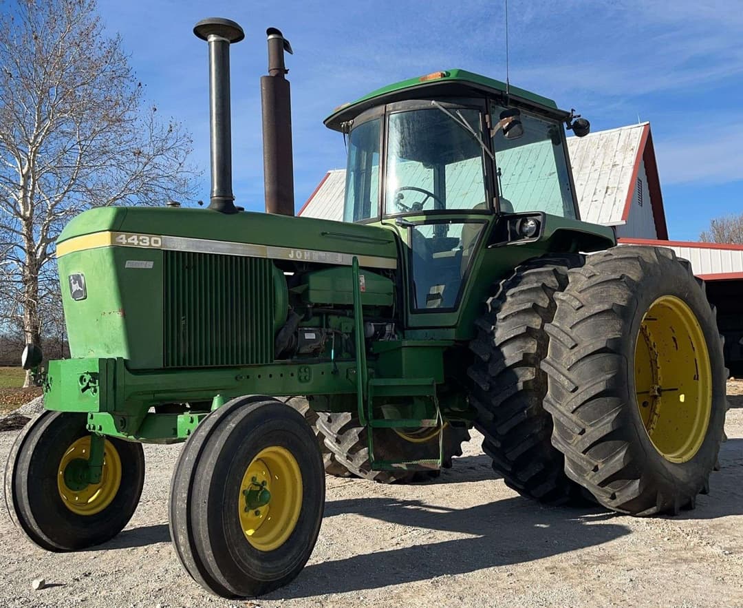 Image of John Deere 4430 Primary image