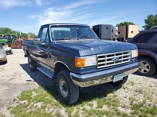 1987 Ford F-350 Equipment Image0