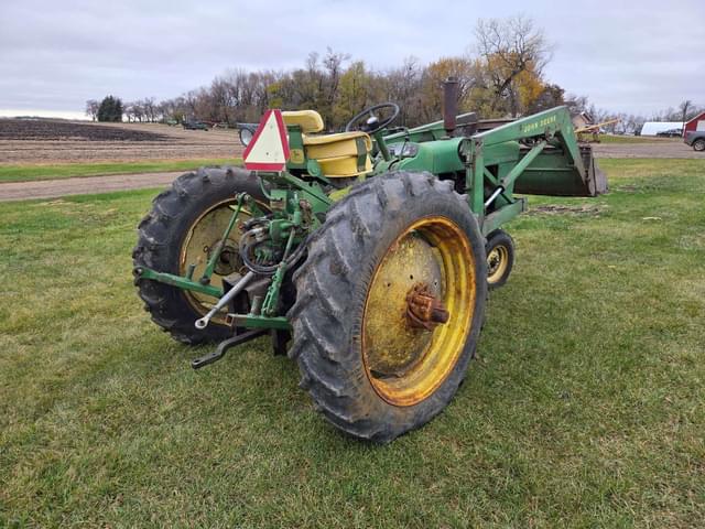 Image of John Deere 2010 equipment image 3
