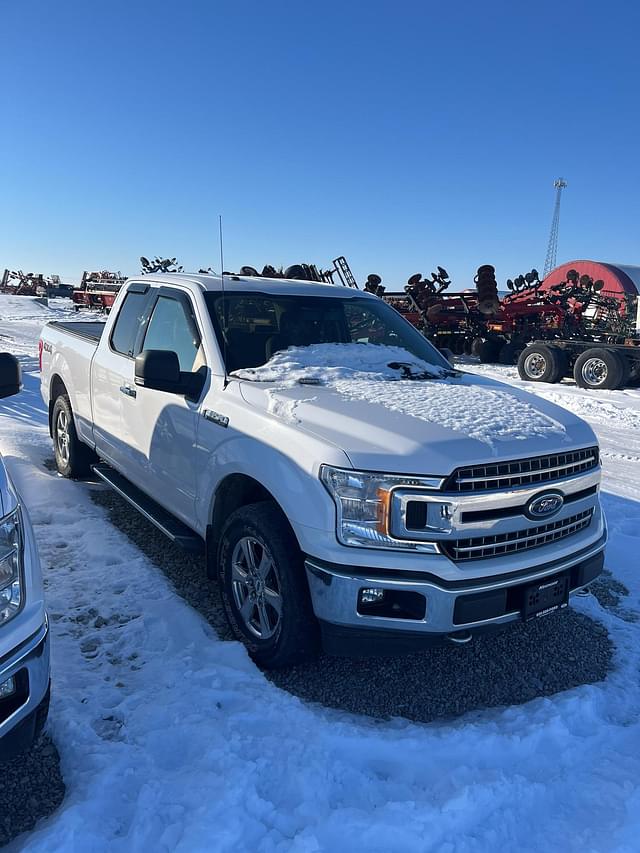 Image of Ford F-150 equipment image 1