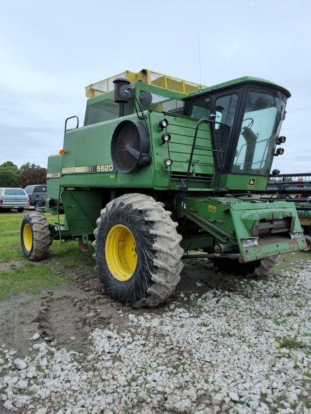 Image of John Deere 6620 equipment image 3