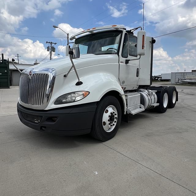 Image of International ProStar equipment image 2