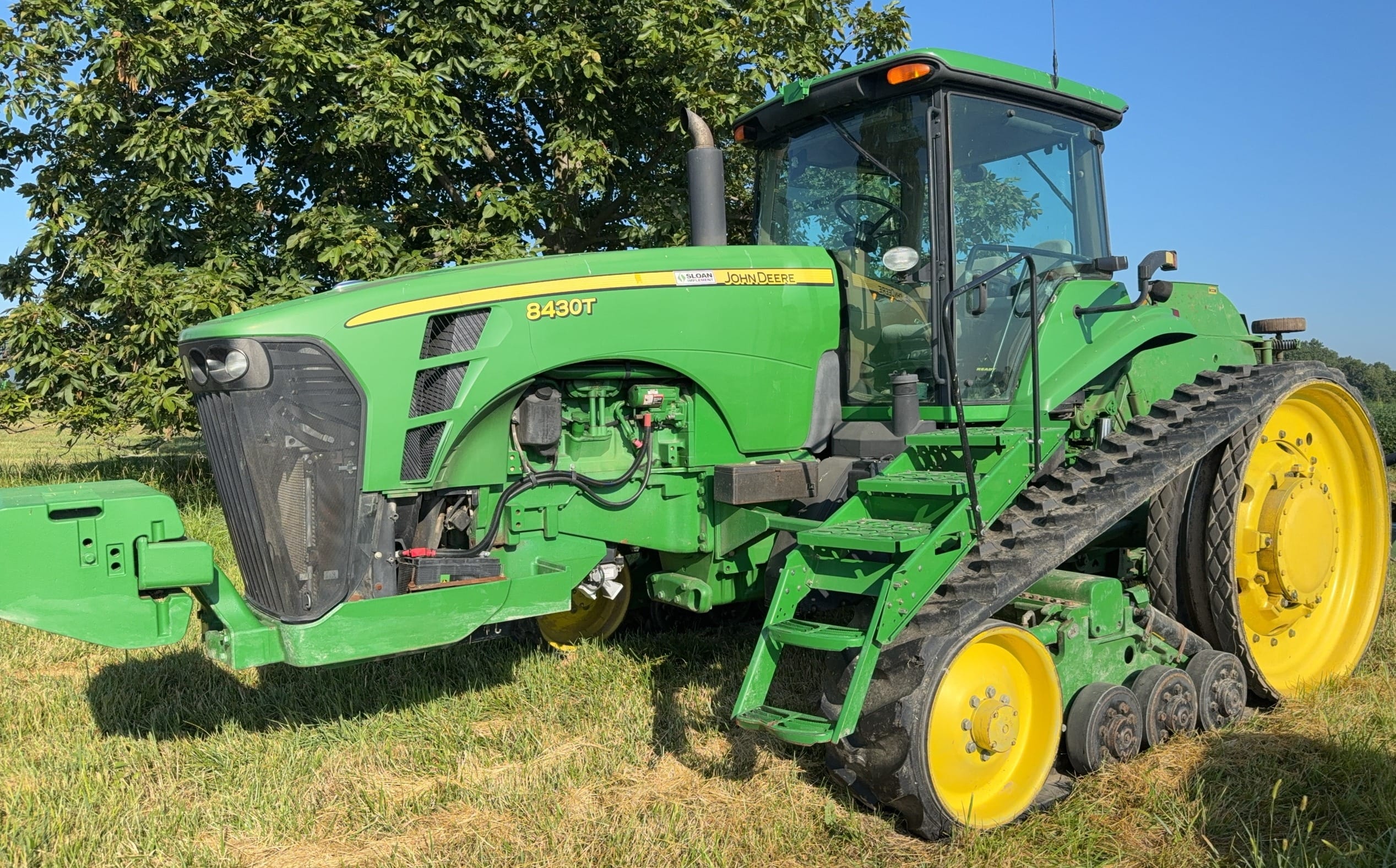 2006 John Deere 8430T Equipment Image0