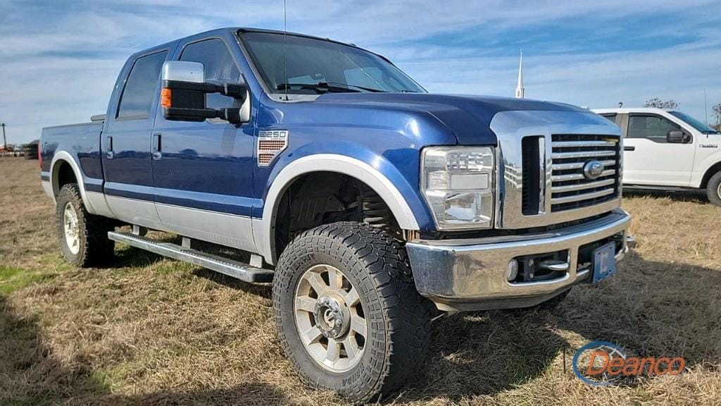 2010 Ford F-250 Equipment Image0