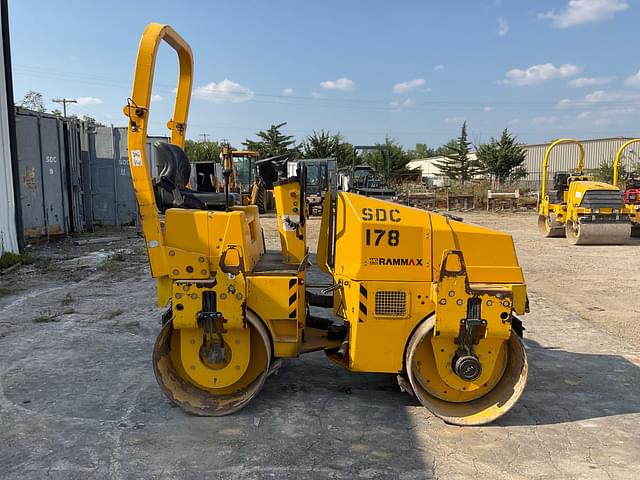 Image of Ammann CH4900 equipment image 3