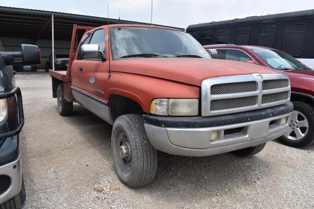 Image of Dodge Ram 2500 equipment image 1