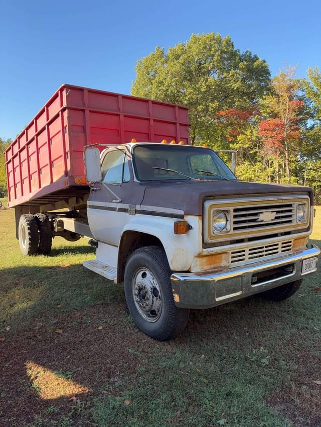 Image of Chevrolet C65 equipment image 2
