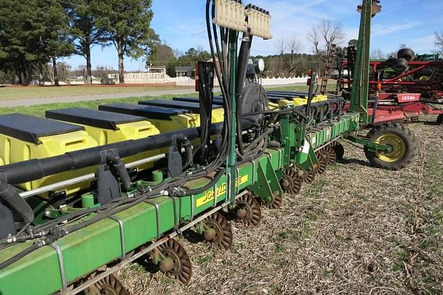 Image of John Deere 1730 equipment image 3