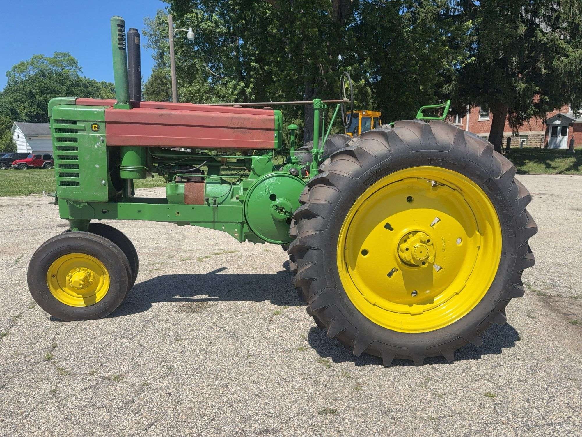 1951 John Deere G Equipment Image0