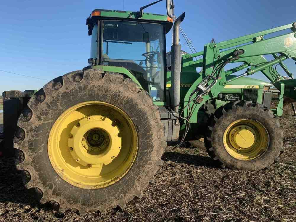 Main image John Deere 8400