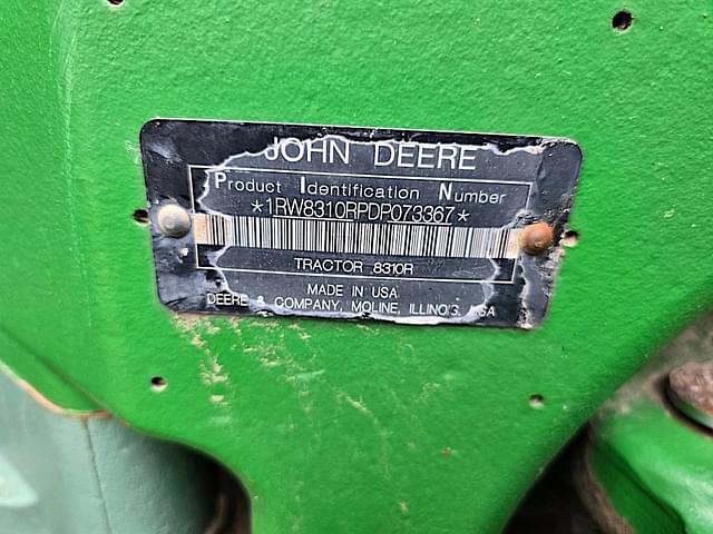 Image of John Deere 8310R equipment image 4