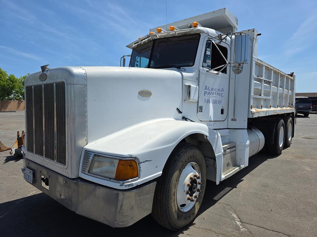 Image of Peterbilt 377 Primary image
