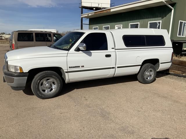 Image of Dodge Ram 1500 equipment image 4