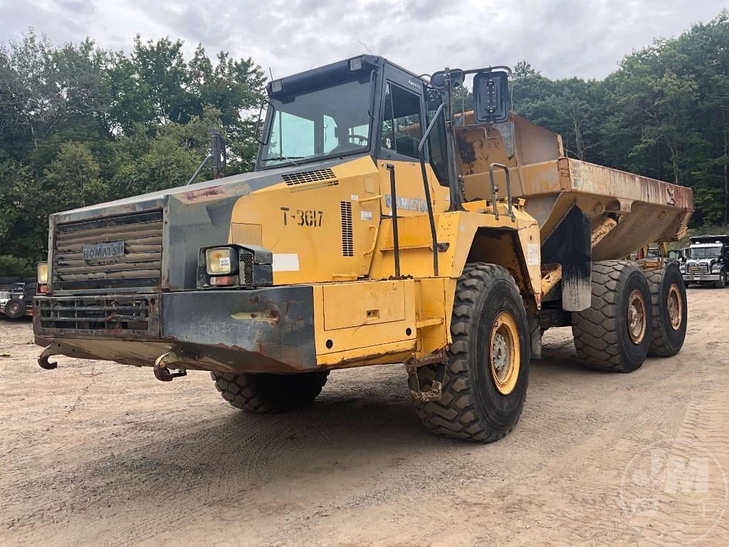 2006 Komatsu HM350-2 Equipment Image0