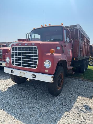 Main image Ford LN700