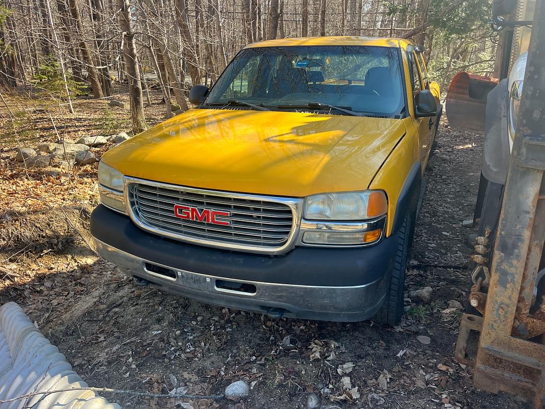 Image of GMC 2500HD Primary image