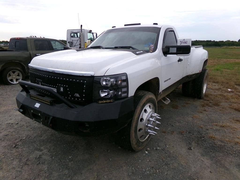 Image of Chevrolet 3500HD Primary image