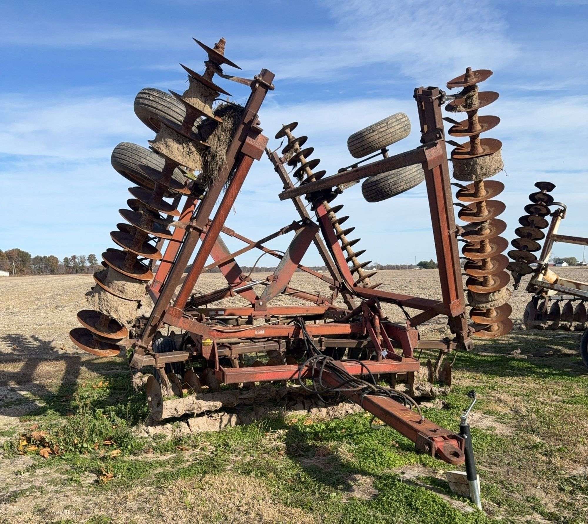 International Harvester 496 Equipment Image0