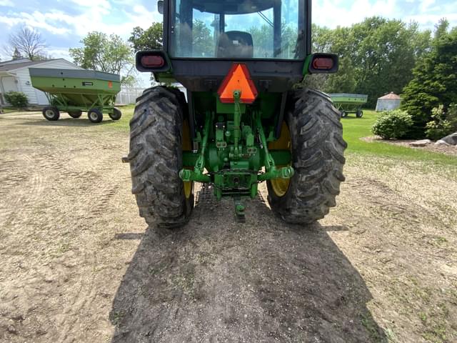 Image of John Deere 4440 equipment image 2