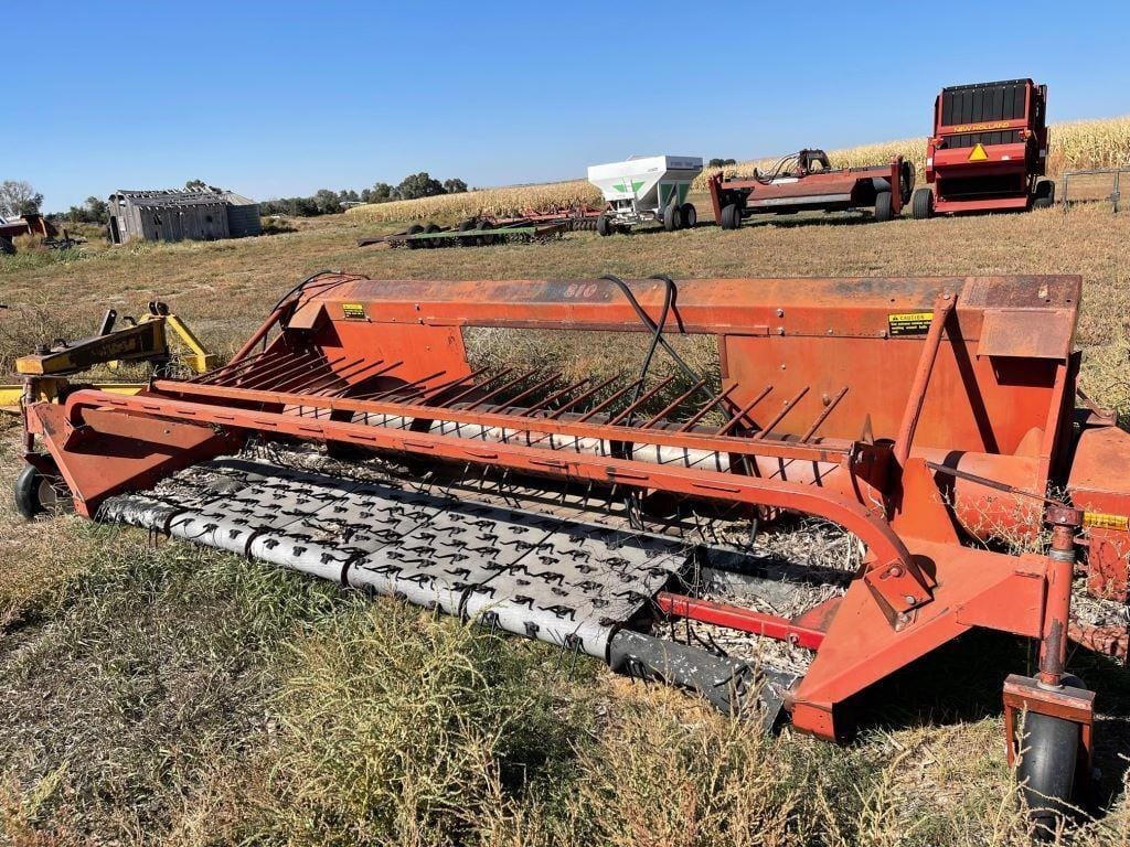 Main image International Harvester 810