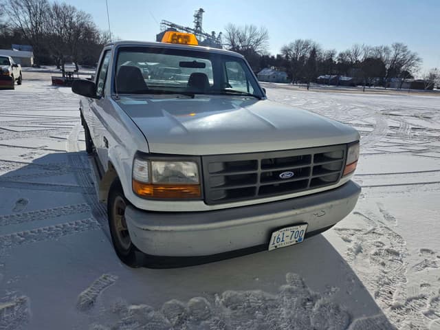 Image of Ford F-150 equipment image 4