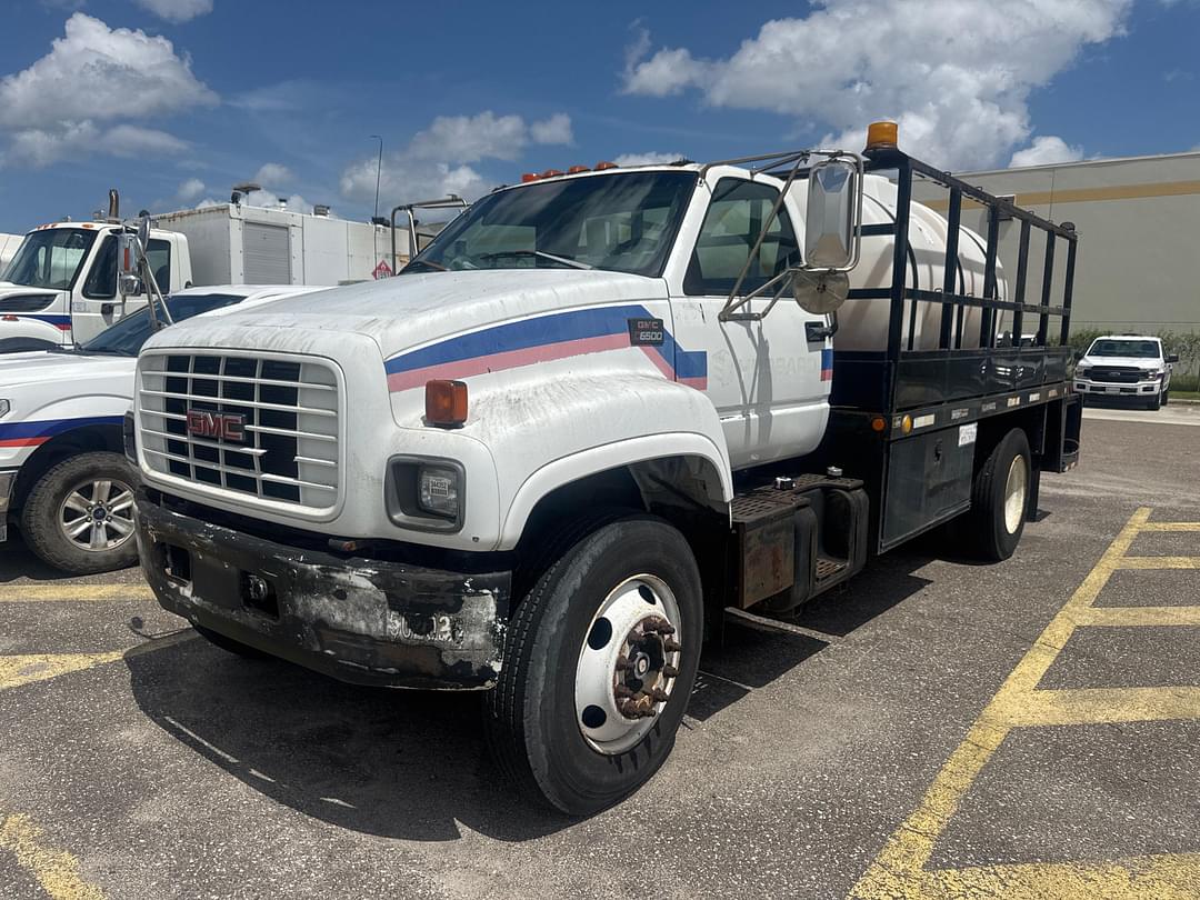 Image of GMC 6500 Primary image