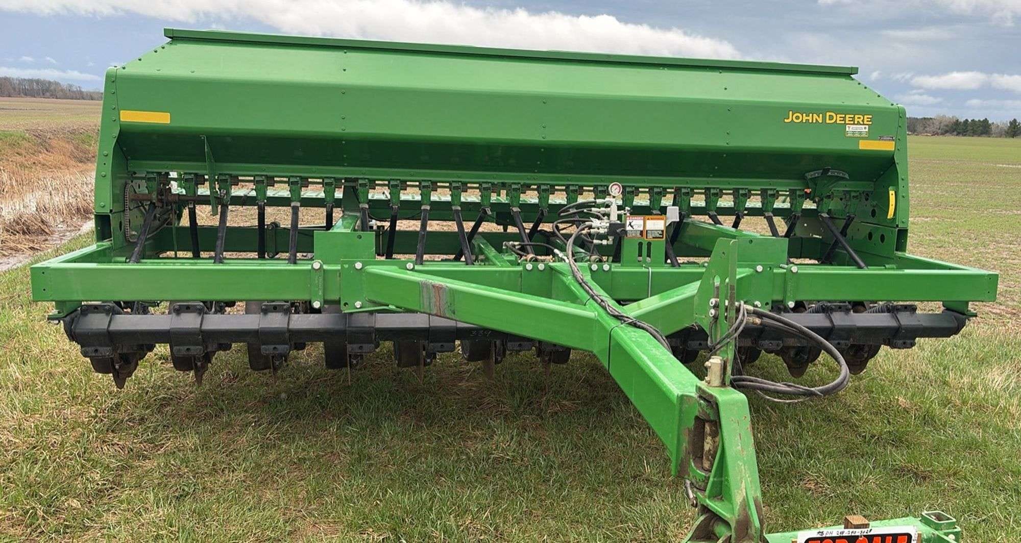 2014 John Deere 1590 Equipment Image0