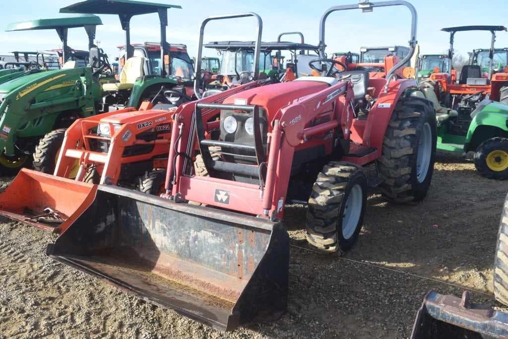Image of Massey Ferguson 1533 Primary image