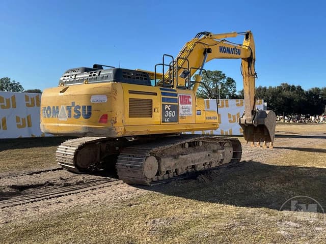 Image of Komatsu PC360LC-11 equipment image 4
