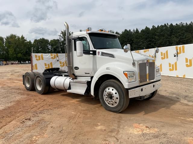Image of Kenworth T880 equipment image 2