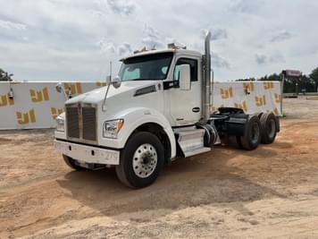 Main image Kenworth T880