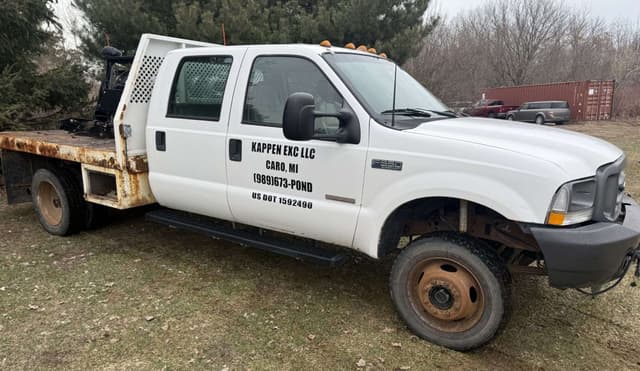 Image of Ford F-550 equipment image 1