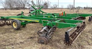 2015 John Deere 2623VT Image