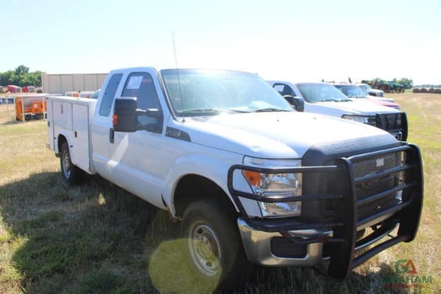 Image of Ford F-250 equipment image 1