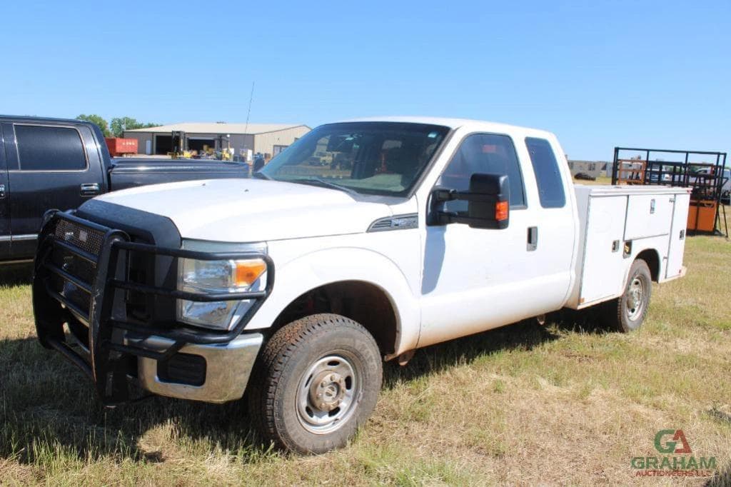 Image of Ford F-250 Primary image
