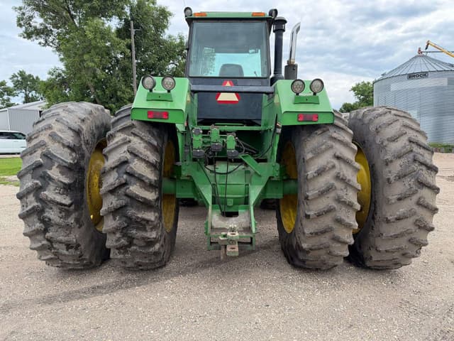Image of John Deere 8770 equipment image 4