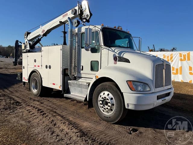 Image of Kenworth T3 equipment image 2