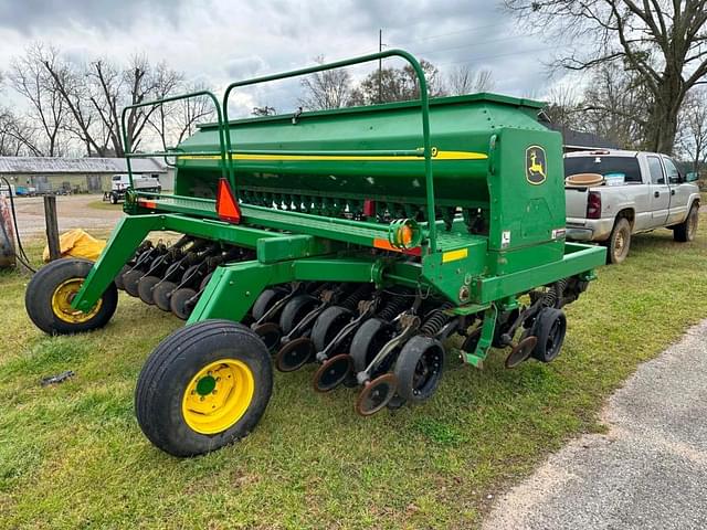 Image of John Deere 1590 equipment image 4