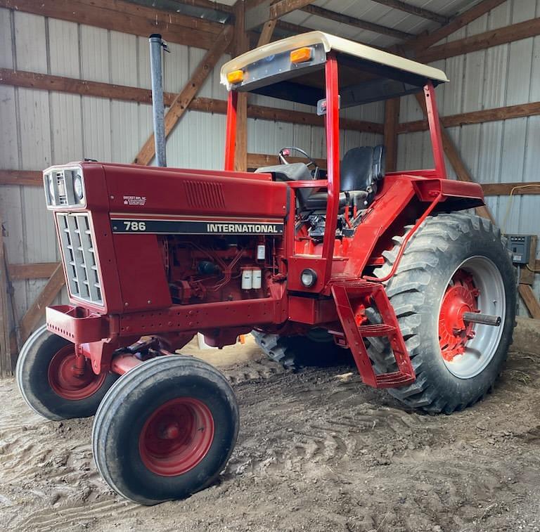 Image of International Harvester 786 Primary image