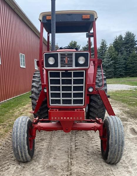 Image of International Harvester 786 equipment image 2