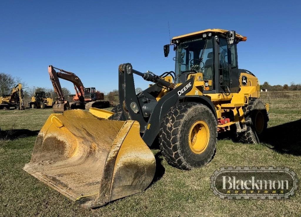 Main image John Deere 524P