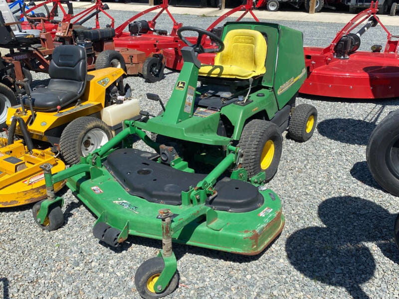 Main image John Deere F735