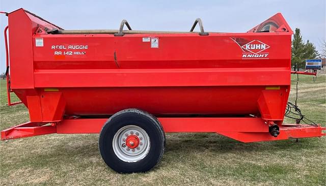 Image of Kuhn Knight RA142 equipment image 2