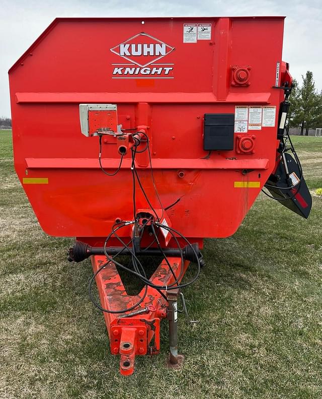 Image of Kuhn Knight RA142 equipment image 4