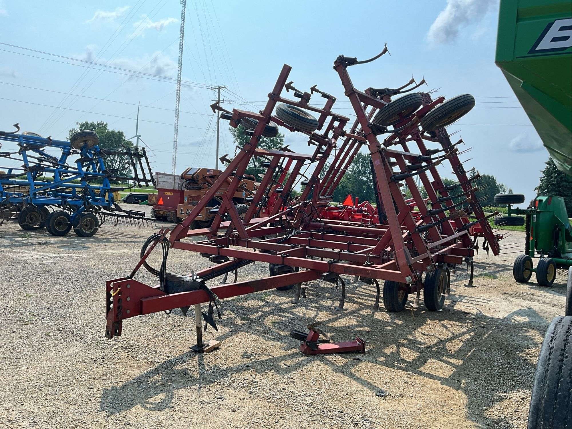 Case IH 4600 Equipment Image0
