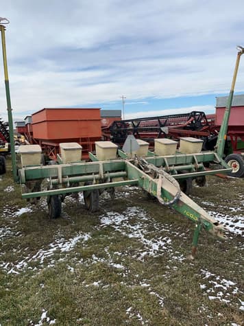 Main image John Deere 7000