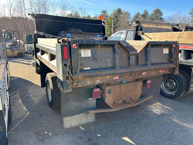 Image of Chevrolet 3500HD equipment image 1